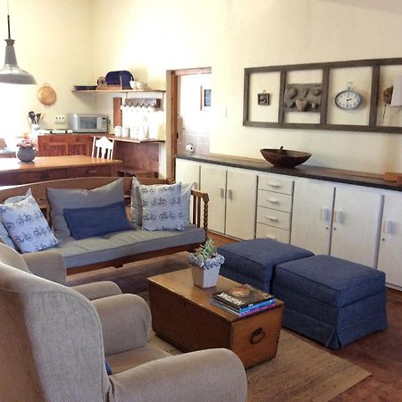 Pepper Tree Accommodation Beaufort West Room photo
